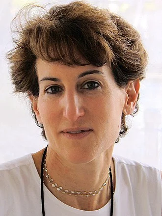 Stacy Schiff height profile photo