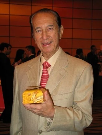 Stanley Ho height profile photo