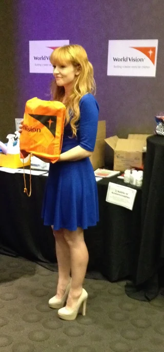 Stef Dawson height profile photo