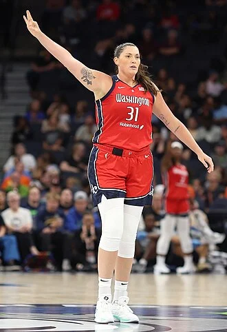 Stefanie Dolson height profile photo