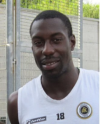 Stefano Okaka height profile photo