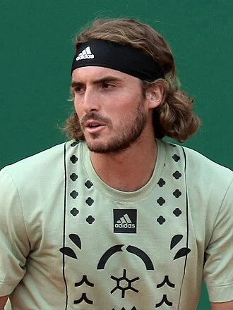 Stefanos Tsitsipas height profile photo