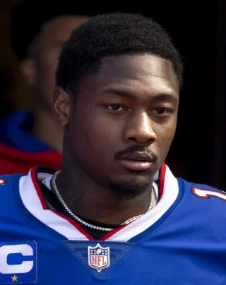 Stefon Diggs height profile photo