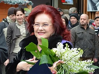 Stela Popescu height profile photo