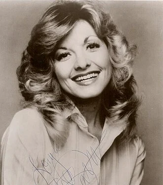 Stella Parton height profile photo