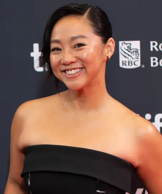 Stephanie Hsu height profile photo
