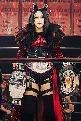 Stephanie Vaquer height profile photo