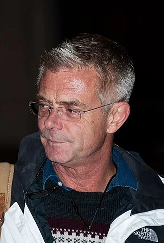 Stephen Daldry height profile photo