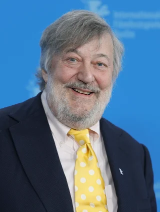 Stephen Fry height profile photo