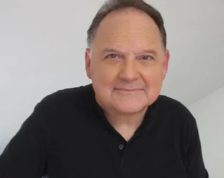 Stephen Furst height profile photo