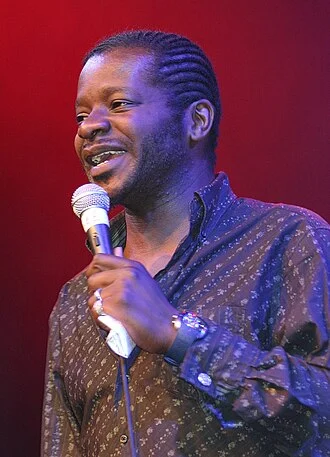 Stephen K. Amos height profile photo