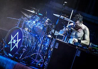 Stephen Perkins height profile photo