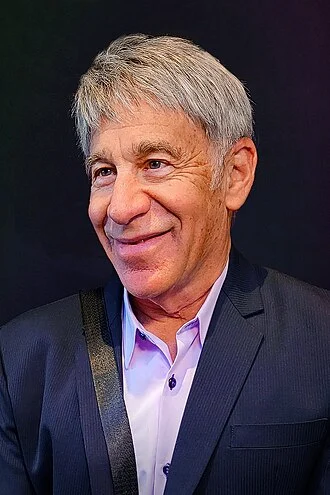 Stephen Schwartz height profile photo