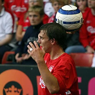 Stephen Warnock height profile photo