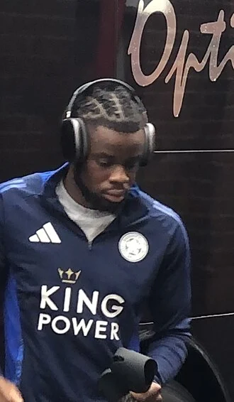 Stephy Mavididi height profile photo