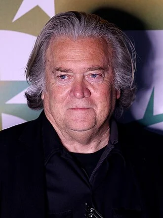 Steve Bannon height profile photo