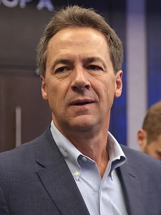 Steve Bullock (American politician) height profile photo