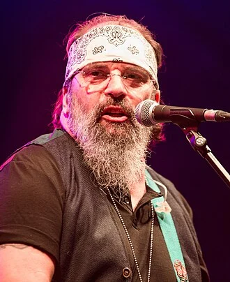 Steve Earle height profile photo