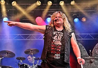 Steve Grimmett height profile photo