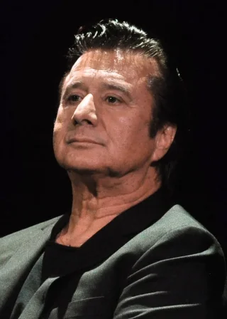 Steve Perry height profile photo