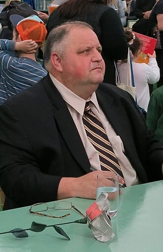 Steve Silberman height profile photo