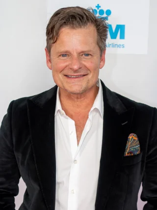 Steve Zahn height profile photo