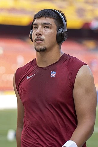 Steven Montez height profile photo