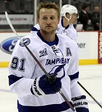 Steven Stamkos height profile photo