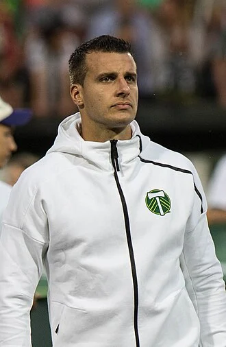 Steven Taylor (footballer) height profile photo