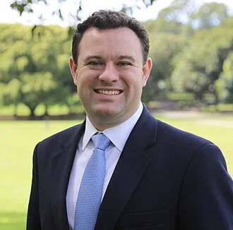Stuart Ayres height profile photo