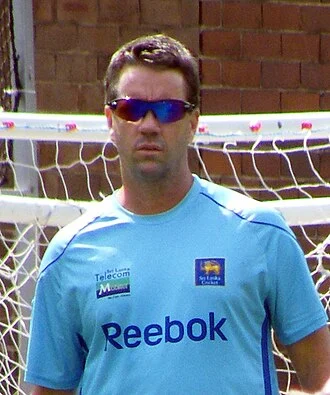 Stuart Law height profile photo