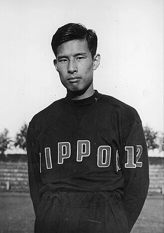 Sueo Ōe height profile photo