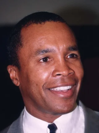 Sugar Ray Leonard height profile photo