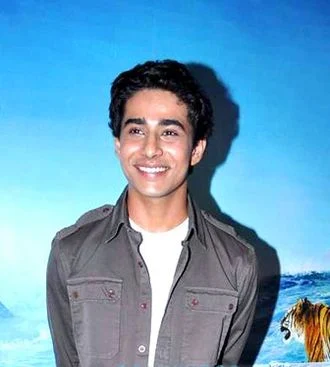 Suraj Sharma height profile photo