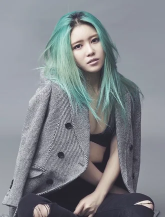 Suran (singer) height profile photo