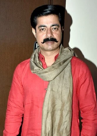 Sushant Singh height profile photo