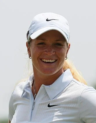Suzann Pettersen height profile photo