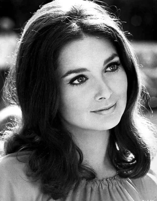 Suzanne Pleshette height profile photo