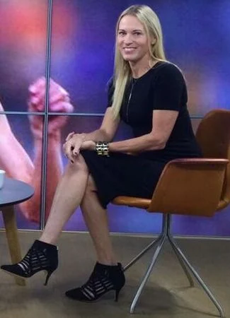 Suzy Favor Hamilton height profile photo