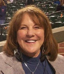 Suzyn Waldman height profile photo