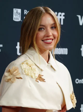 Sydney Sweeney height profile photo