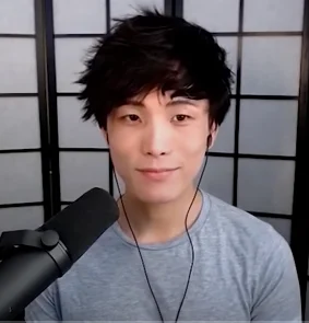 Sykkuno height profile photo