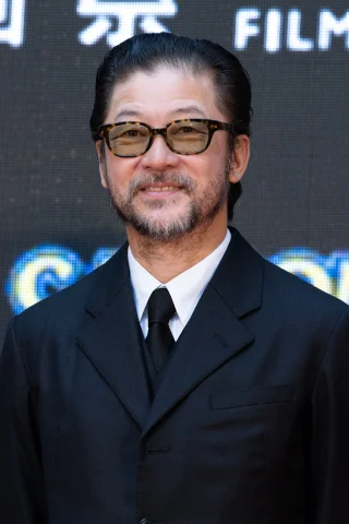 Tadanobu Asano height profile photo