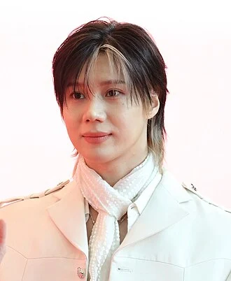 Taemin height profile photo