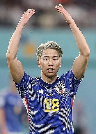 Takuma Asano height profile photo