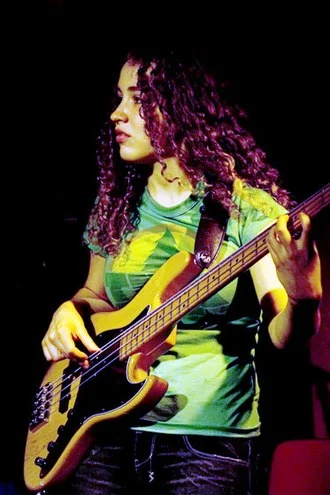 Tal Wilkenfeld height profile photo