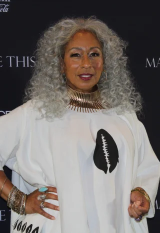 Tamara Tunie height profile photo