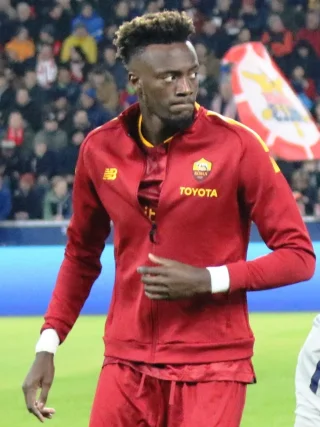 Tammy Abraham height profile photo