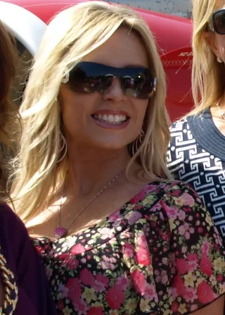 Tamra Judge height profile photo