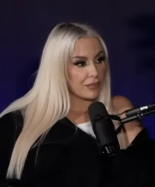 Tana Mongeau height profile photo